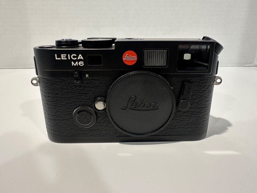 Leica M6 TTL 0.58 35mm Rangefinder Film Camera with Original Packaging